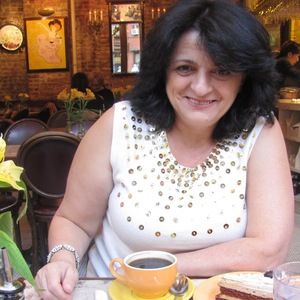 Meet your Posher, Maria